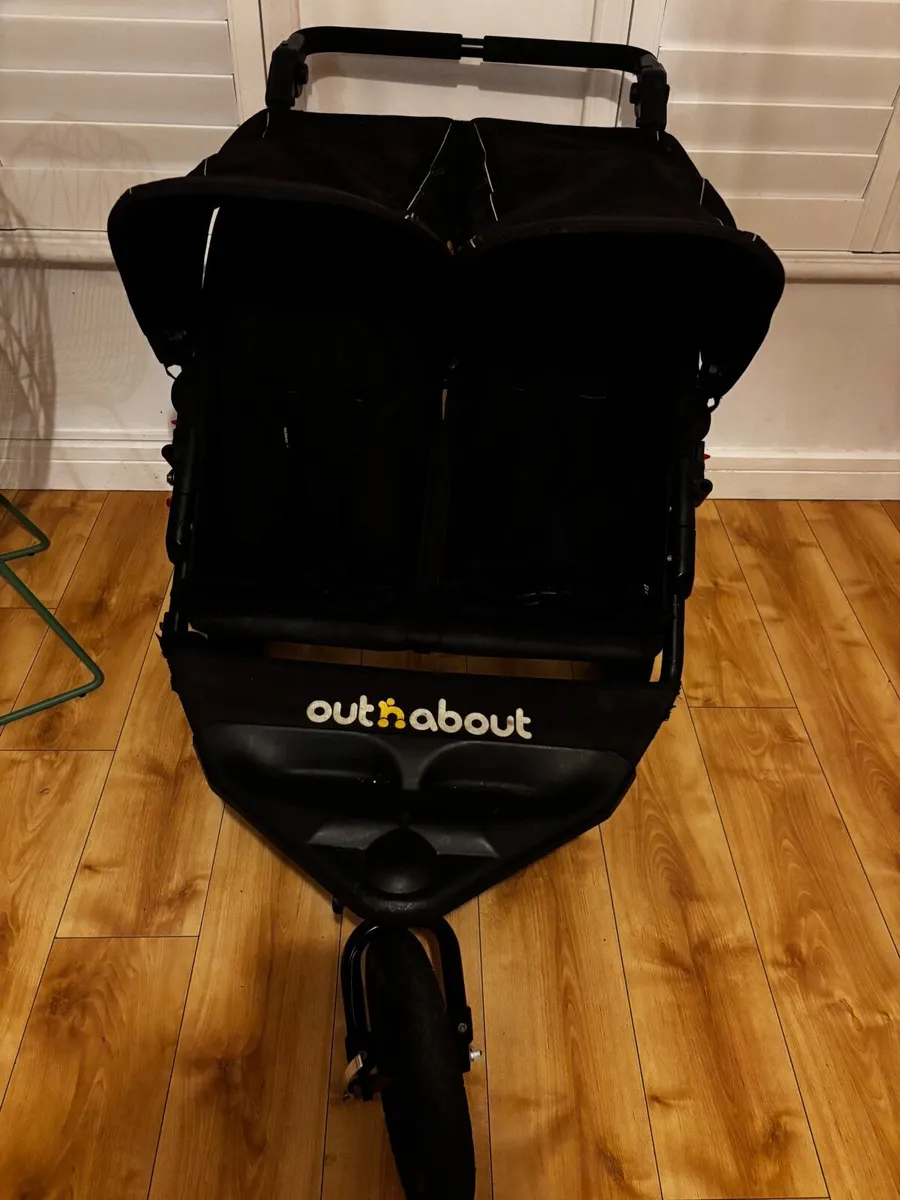 Out & About double buggy - Image 1