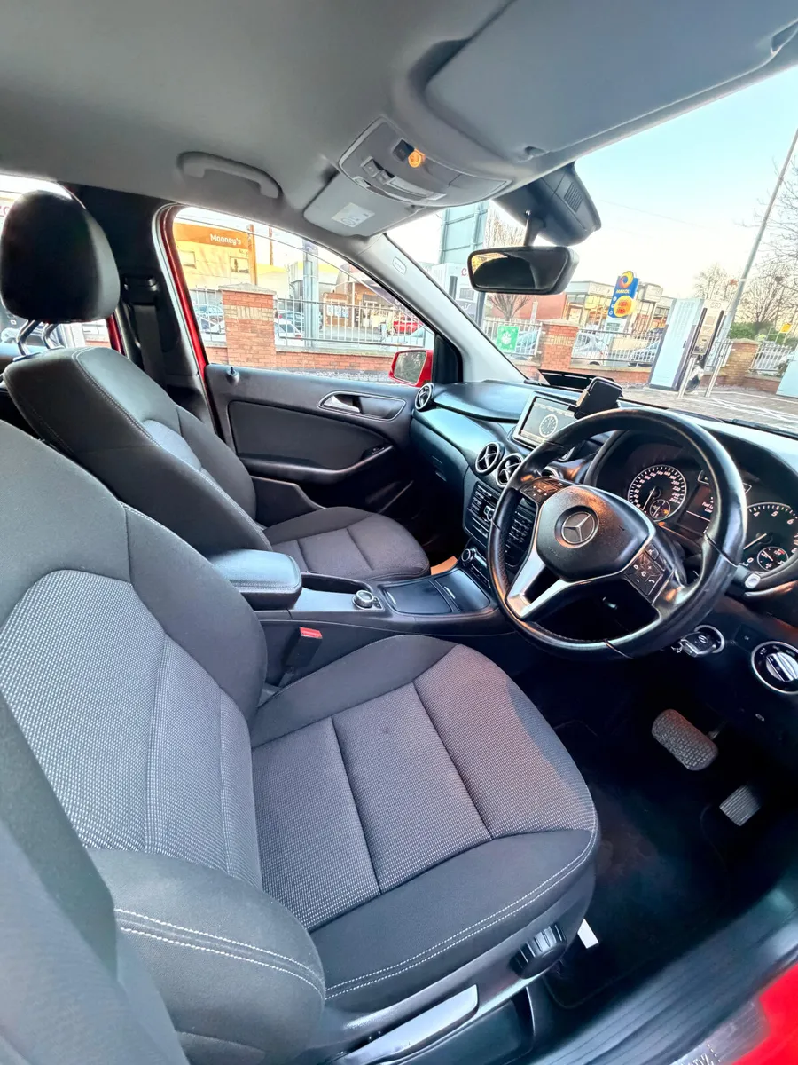 Mercedes-Benz B-Class Automatic - Image 4
