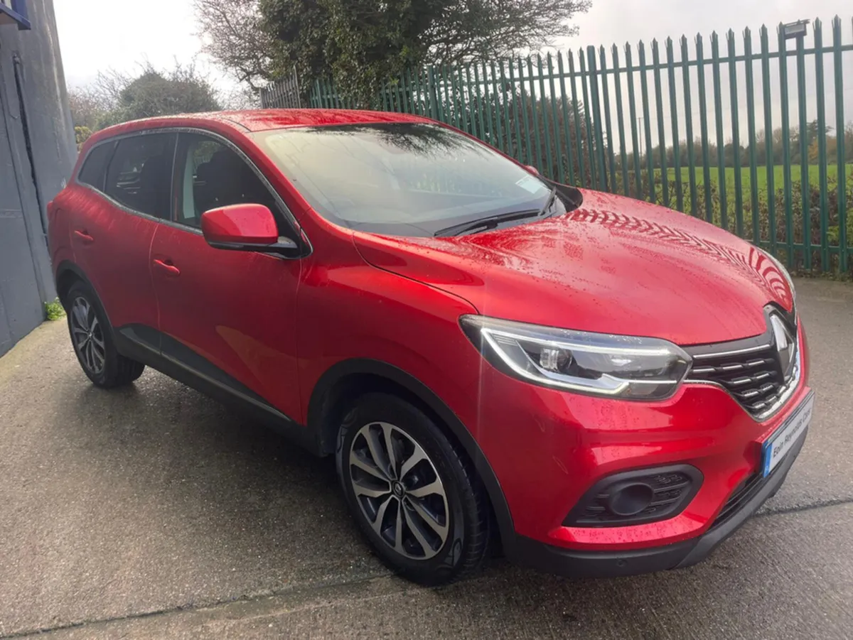 Renault Kadjar EQUILIBRE TCE 140 MY22 5DR - Image 2