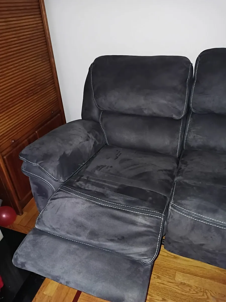 Sofa - Image 3