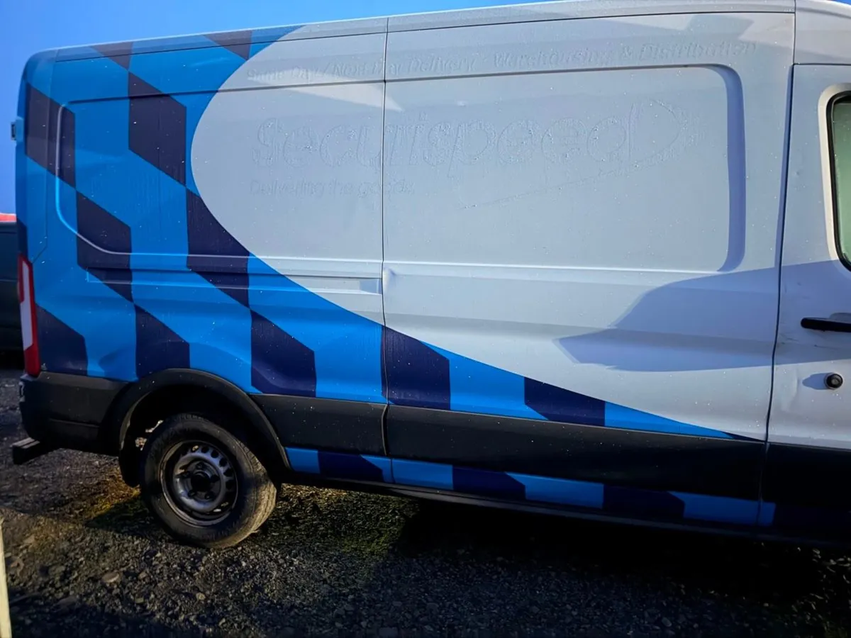 Ford Transit Panel van - Image 3