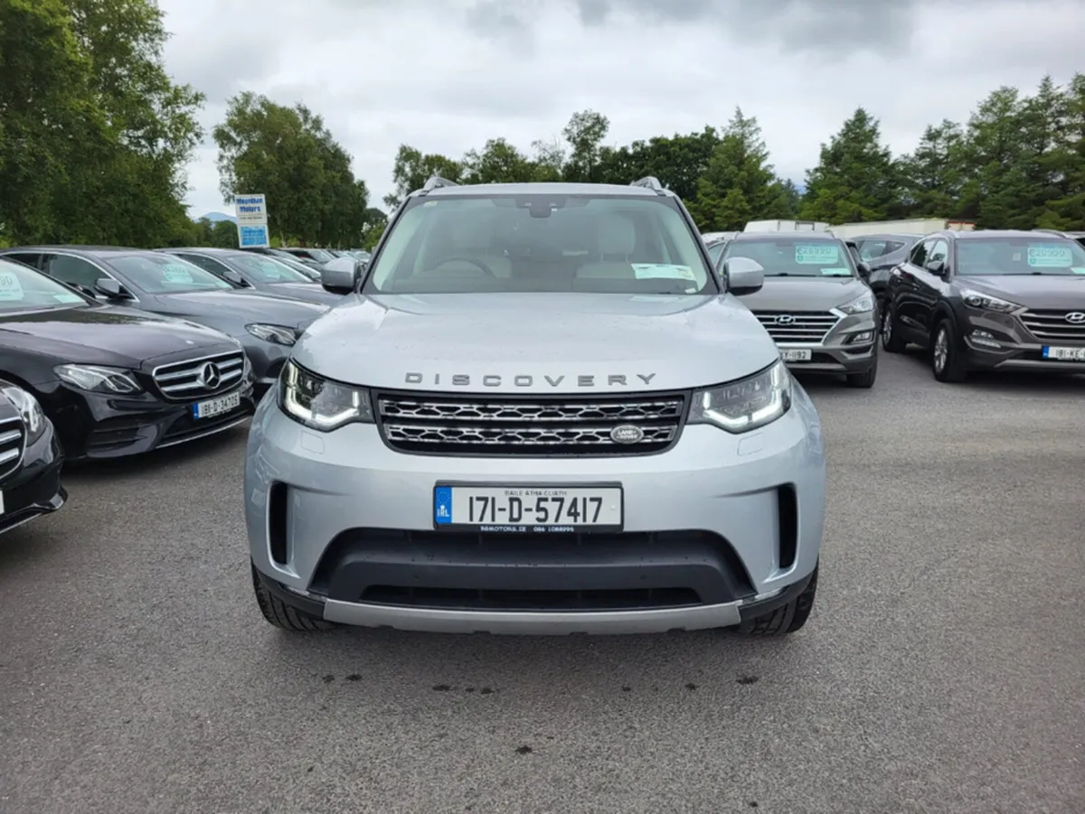 Land Rover Discovery HSE 7 Seater - Image 2