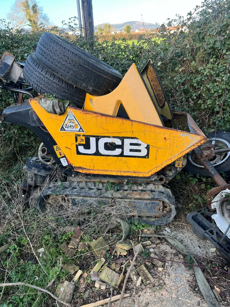 JCB HTD5 High Tip Tracked Dumper - Image 1