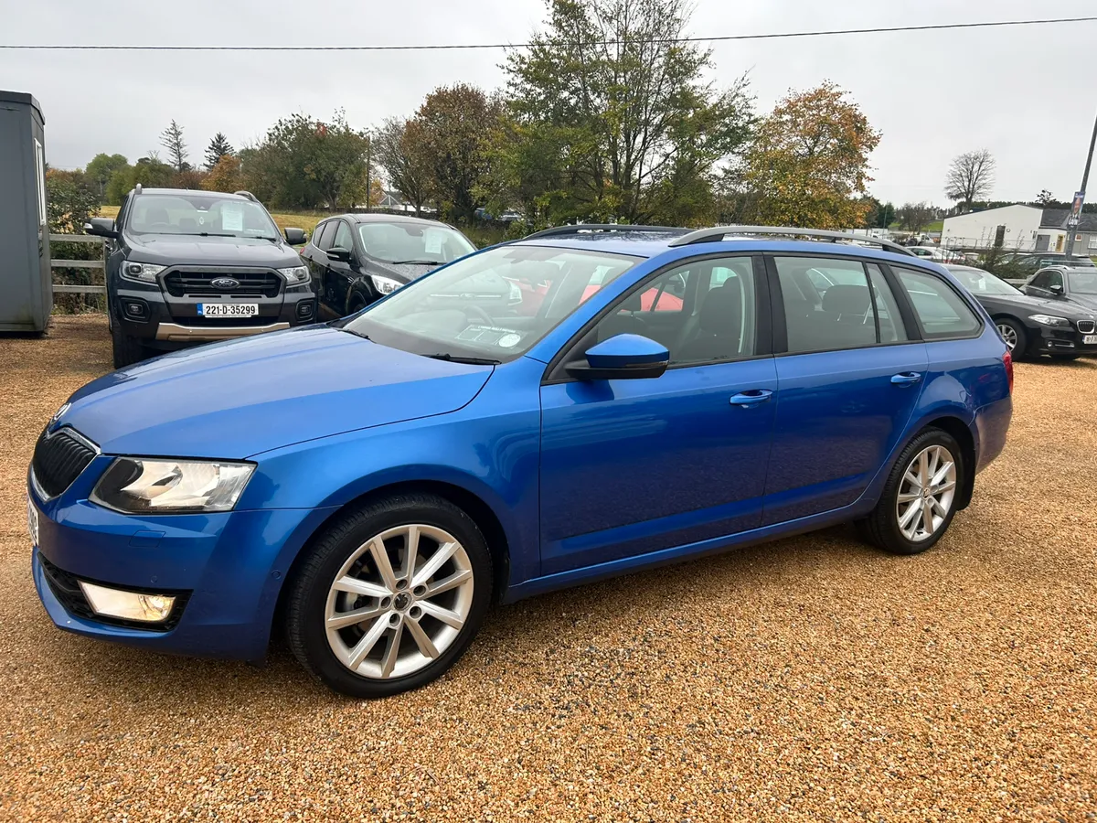 Skoda Octavia estate  **price drop January sales** - Image 4
