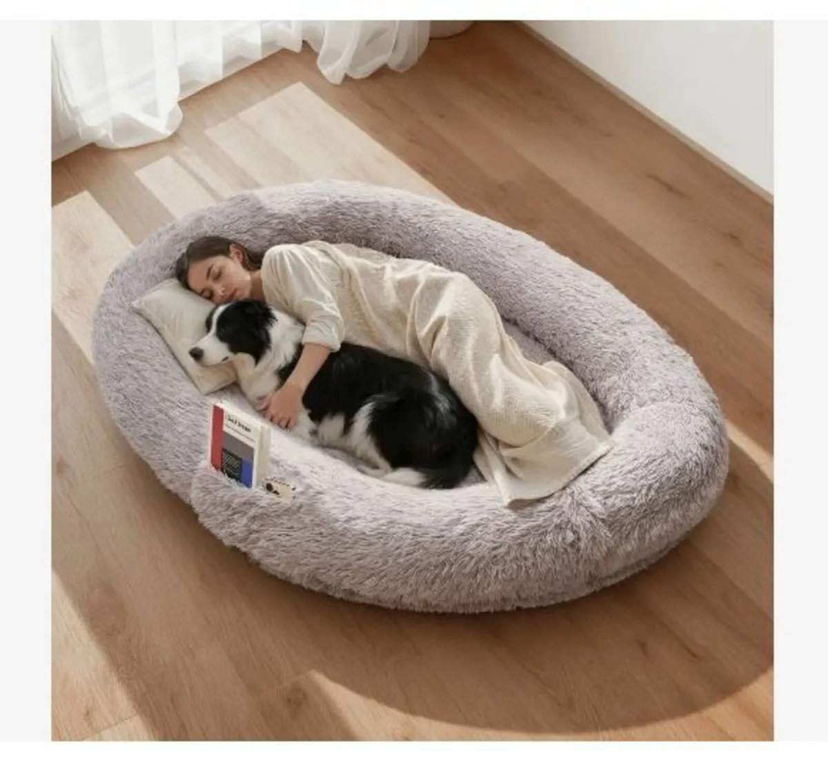 Human Dog Bed, 1710 x 1000 x 240 mm - Image 1