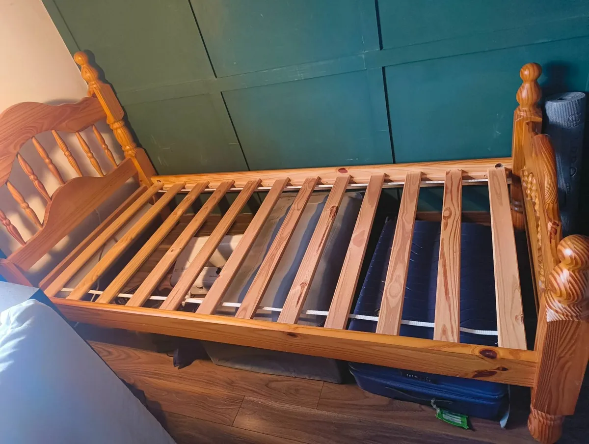 Single bed frame free - Image 2