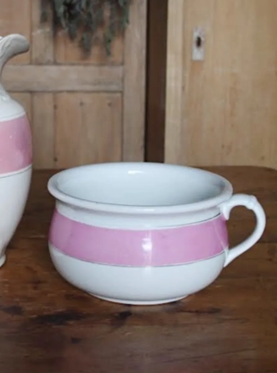 Antique Chamber Pot - Image 1