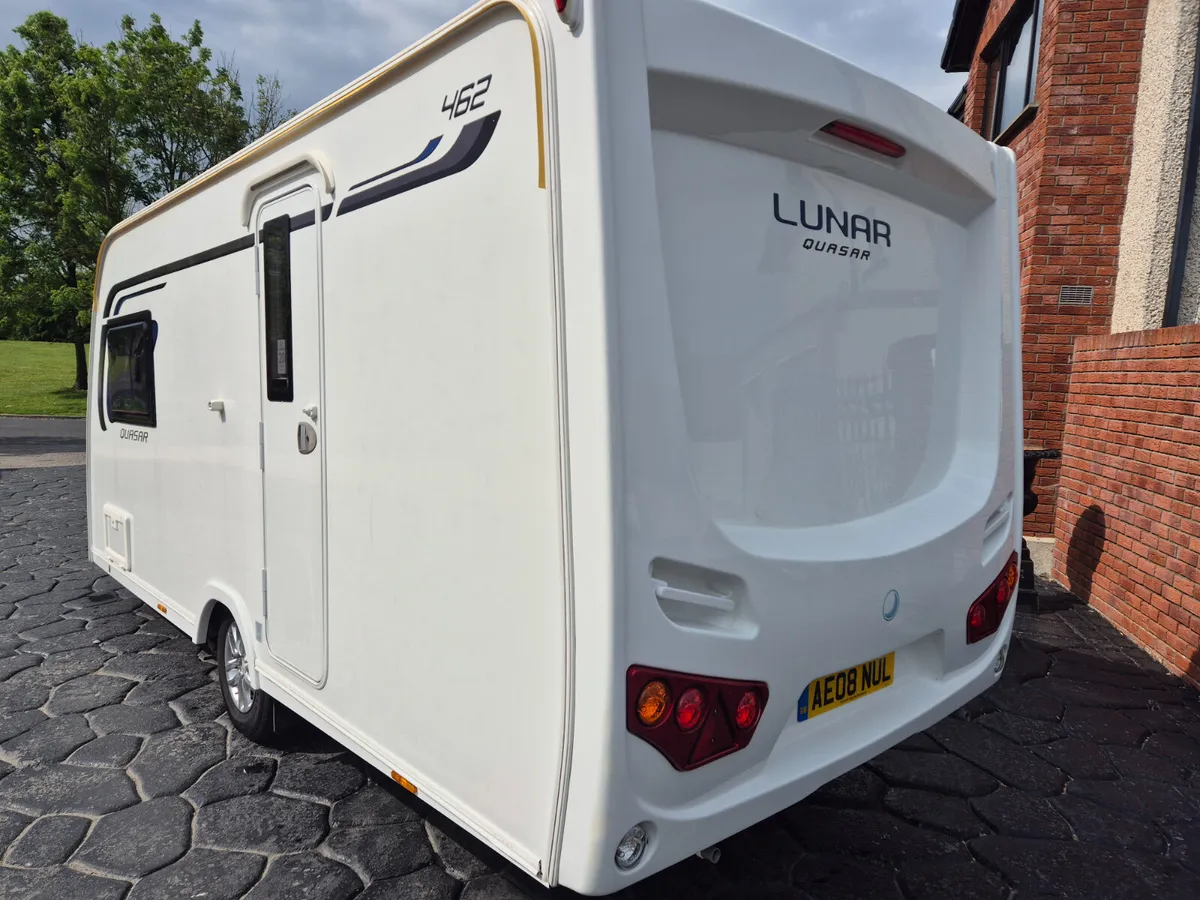 2016 Lunar Quasar 462  Motorised Motor  Movers - Image 4
