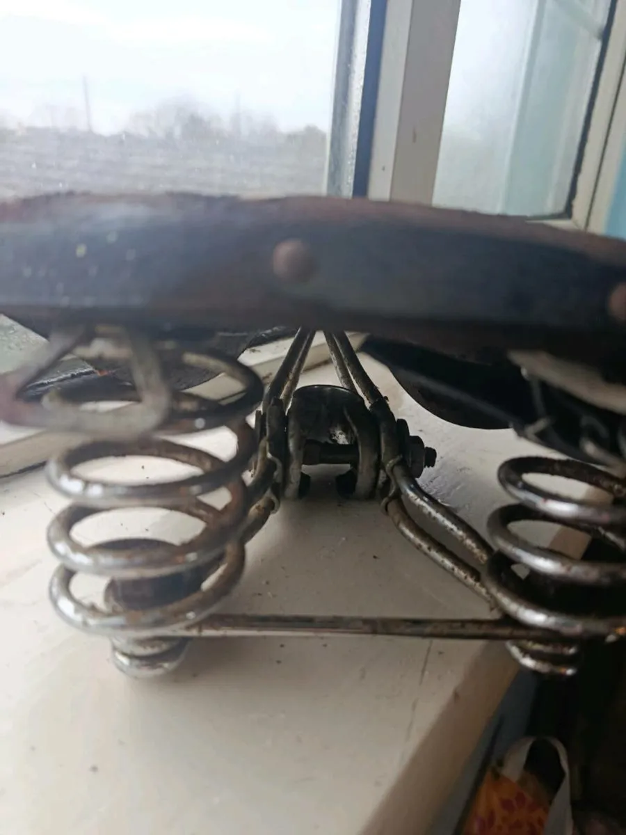 Brooks B66 leather saddle - Image 4