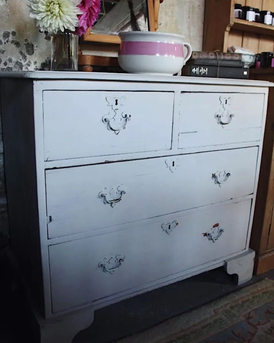 Antique Chest of Drawers - Image 1