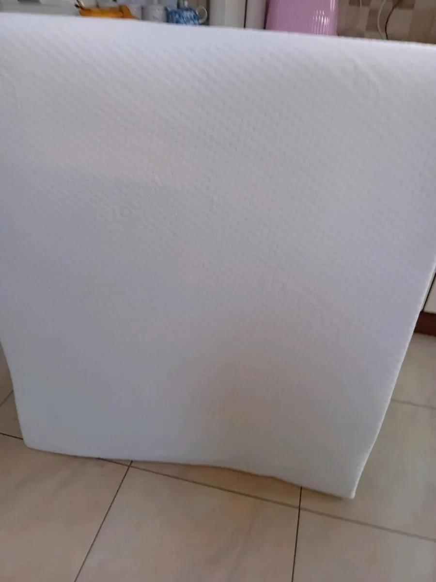 MEMORY FOAM MATTRESS TOPPER SINGLE   AS NEW - Image 2