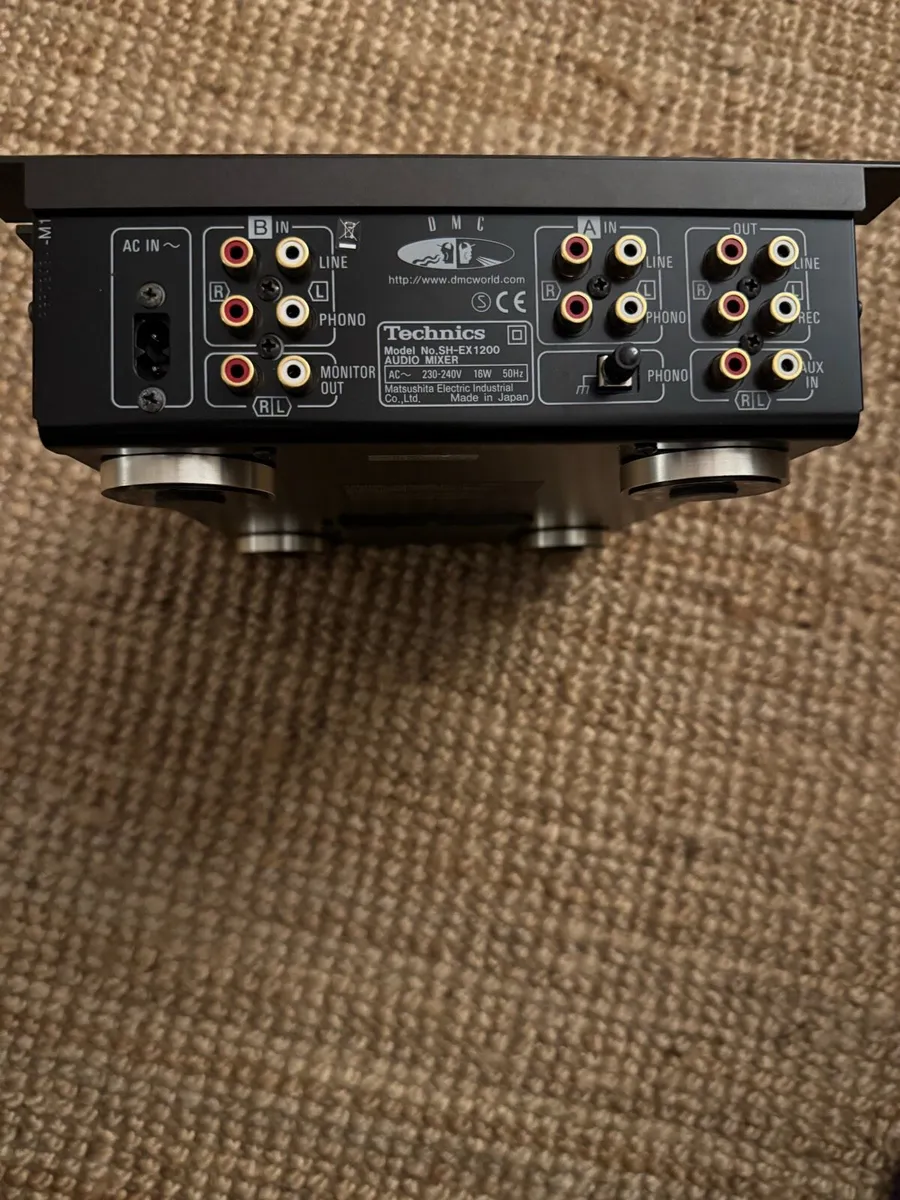 Technics SH-EX1200 DJ Mixer - Excellent Condition - Image 2