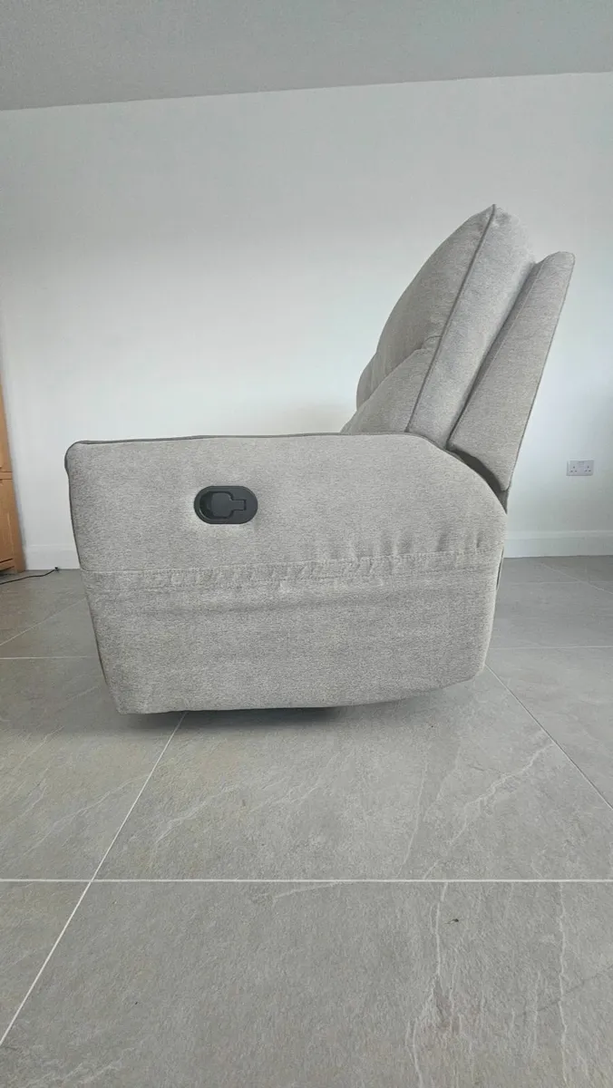 2 seater sofa - Image 4