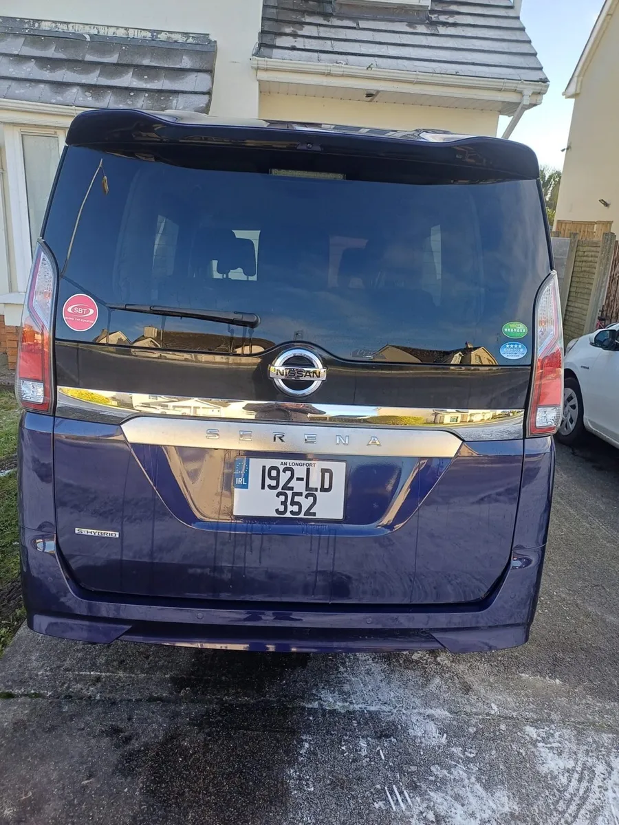 Nissan Serena Hybrid Petrol 2.0 - Image 2