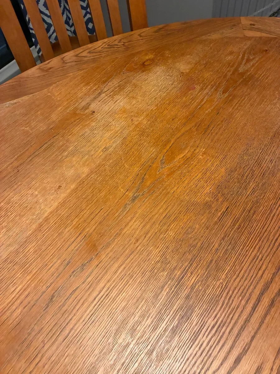 Oak table and 6 chairs - Image 3