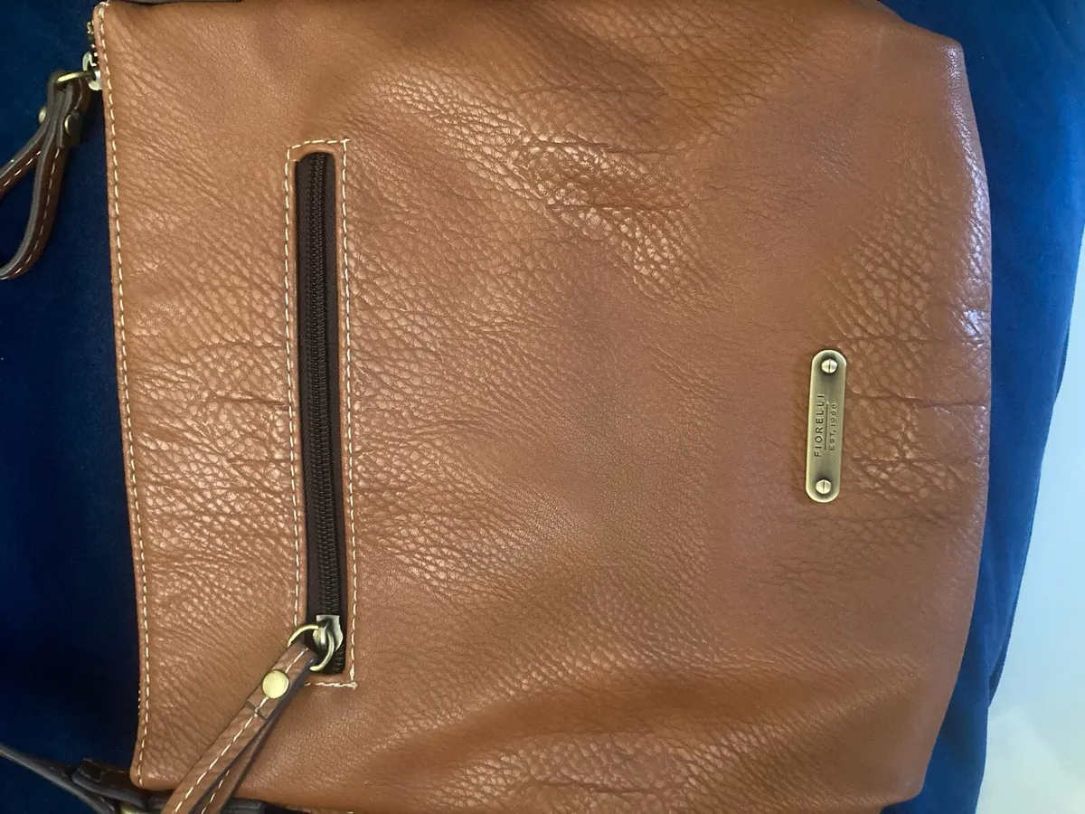 Fiorelli crossbody bag - Image 2
