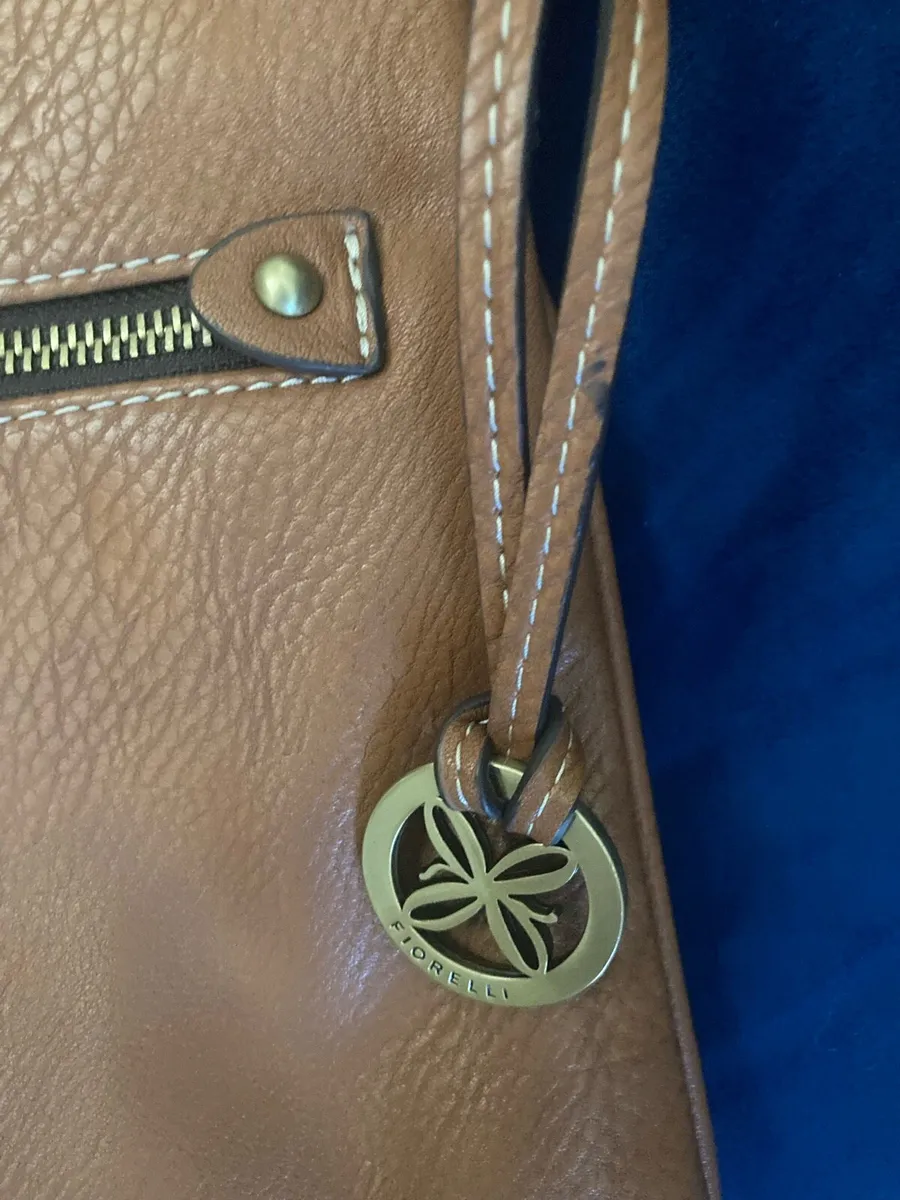 Fiorelli crossbody bag - Image 3