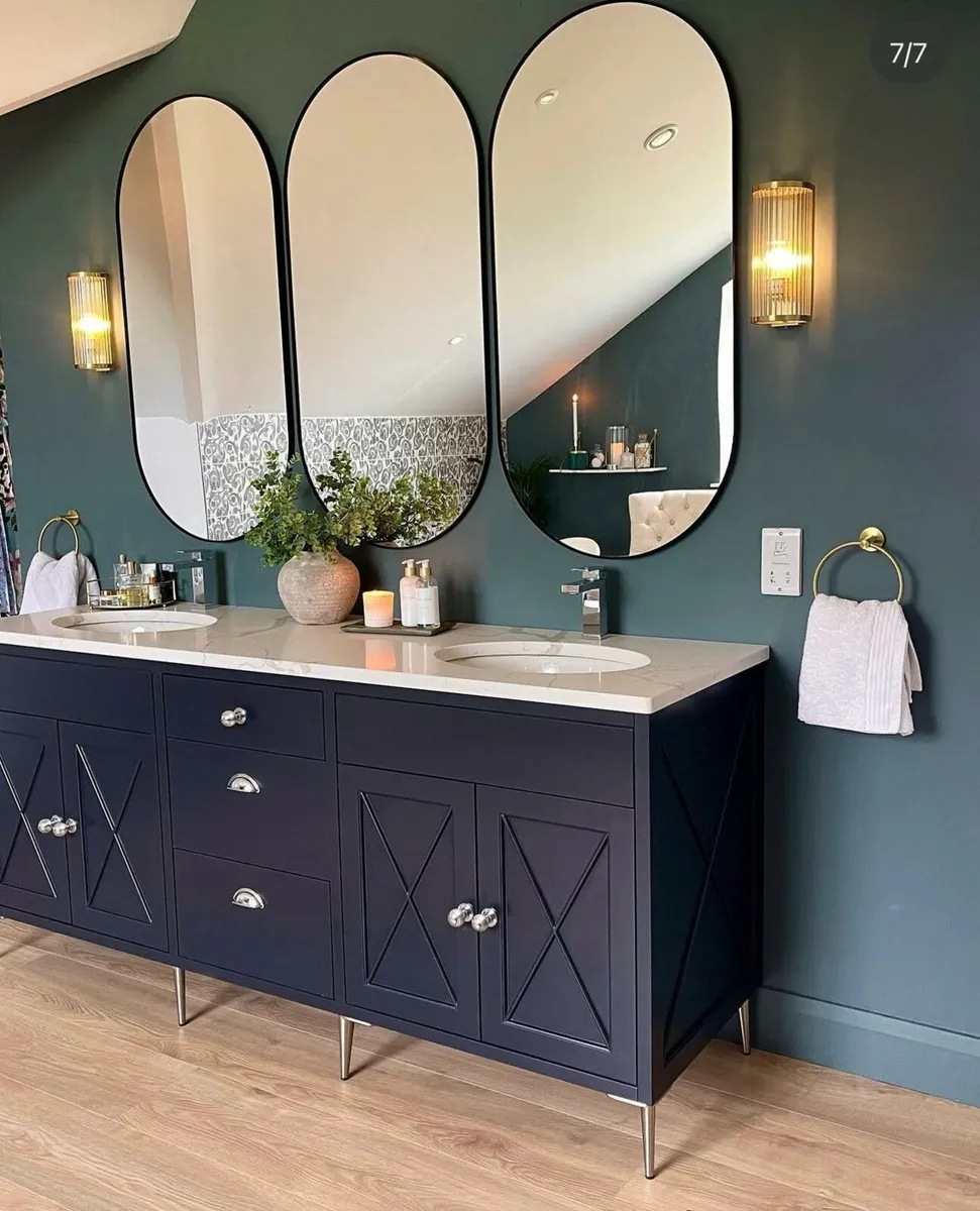 Double Bathroom Vanity - Image 3