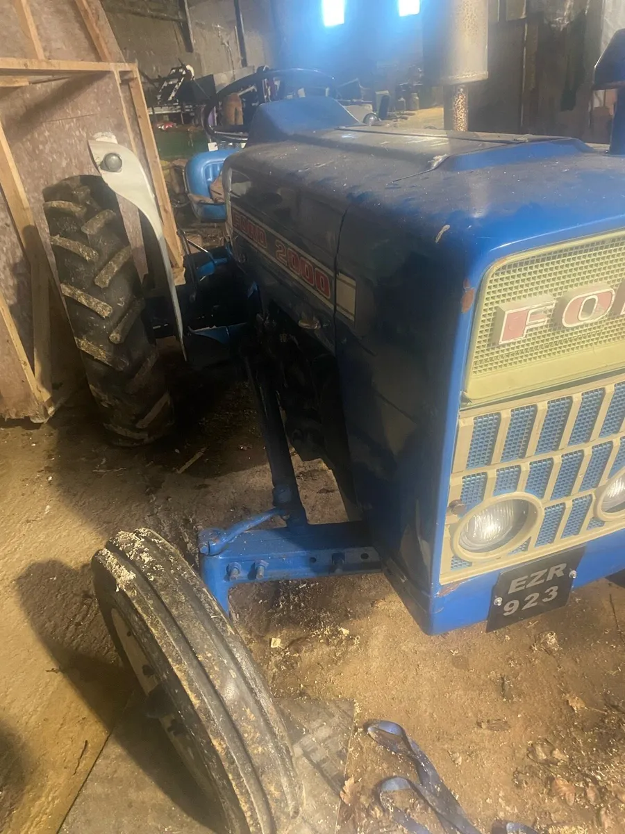 Vintage Tractor - Image 2