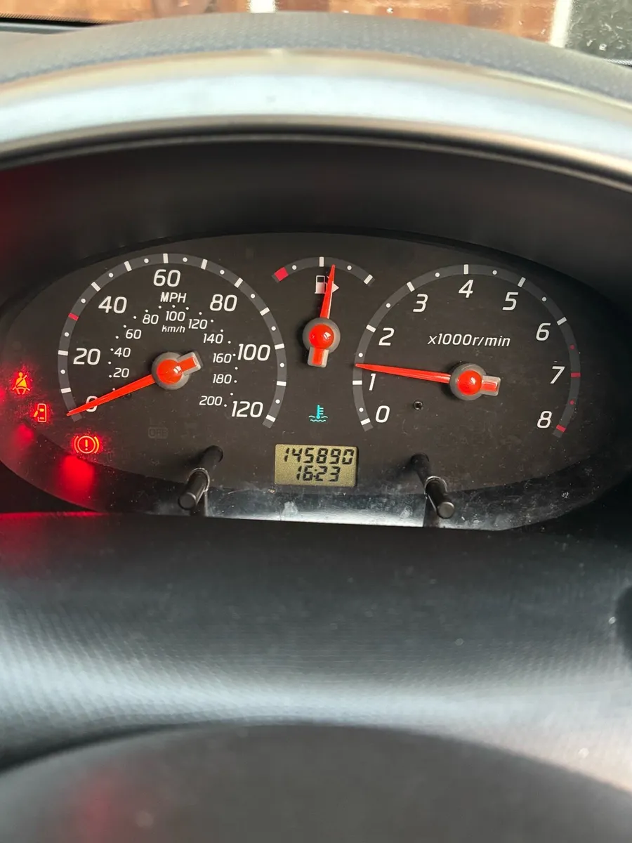 Micra 2004 - Image 4