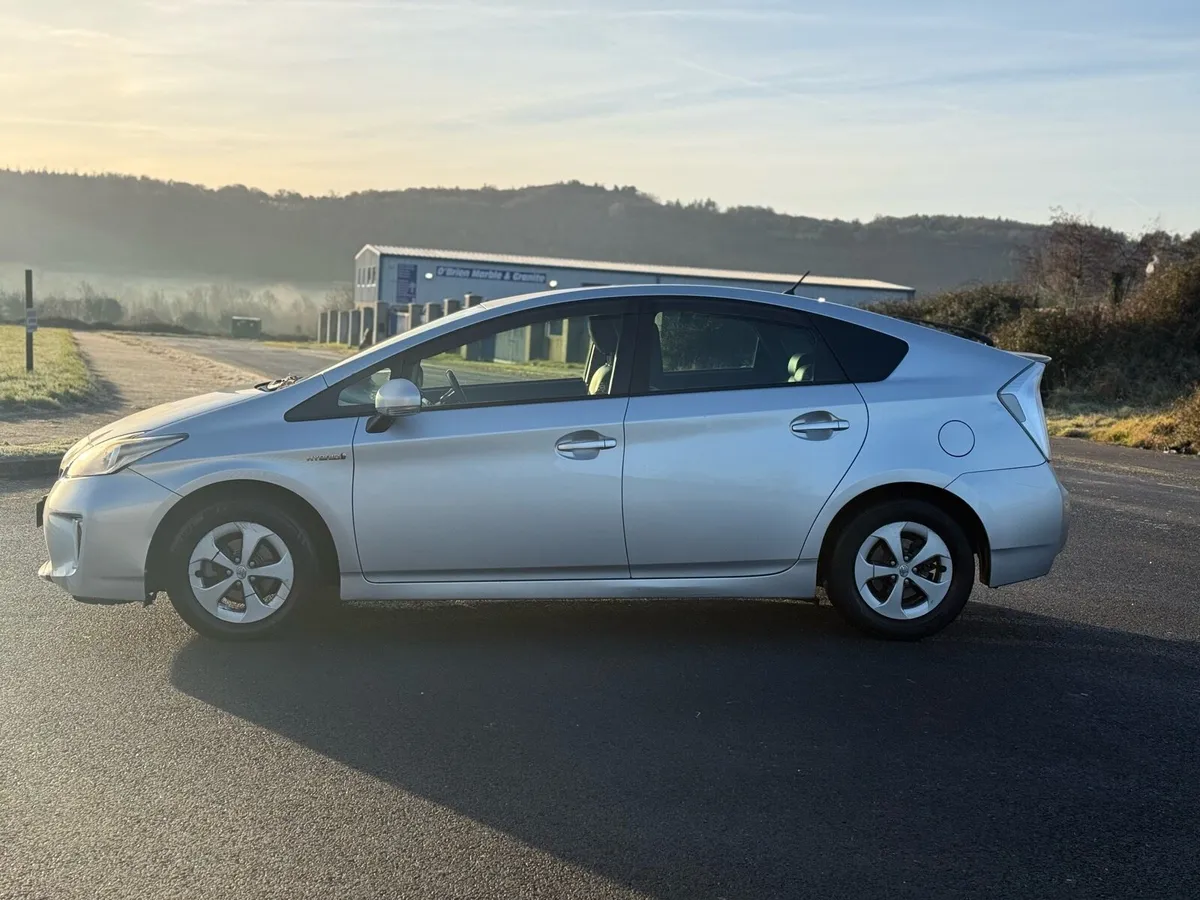 Toyota Prius 161 New NCT 02/28!! Low Kms - Image 3