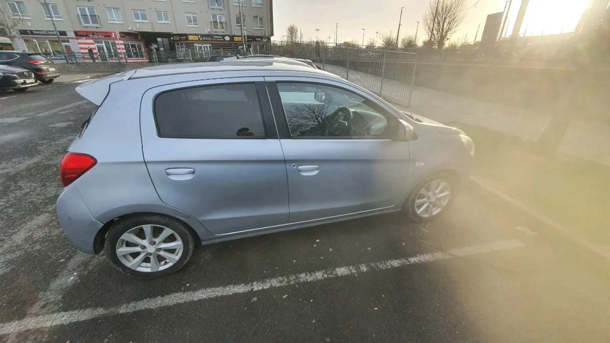 Mitsubishi Space Star 2013 - Image 4