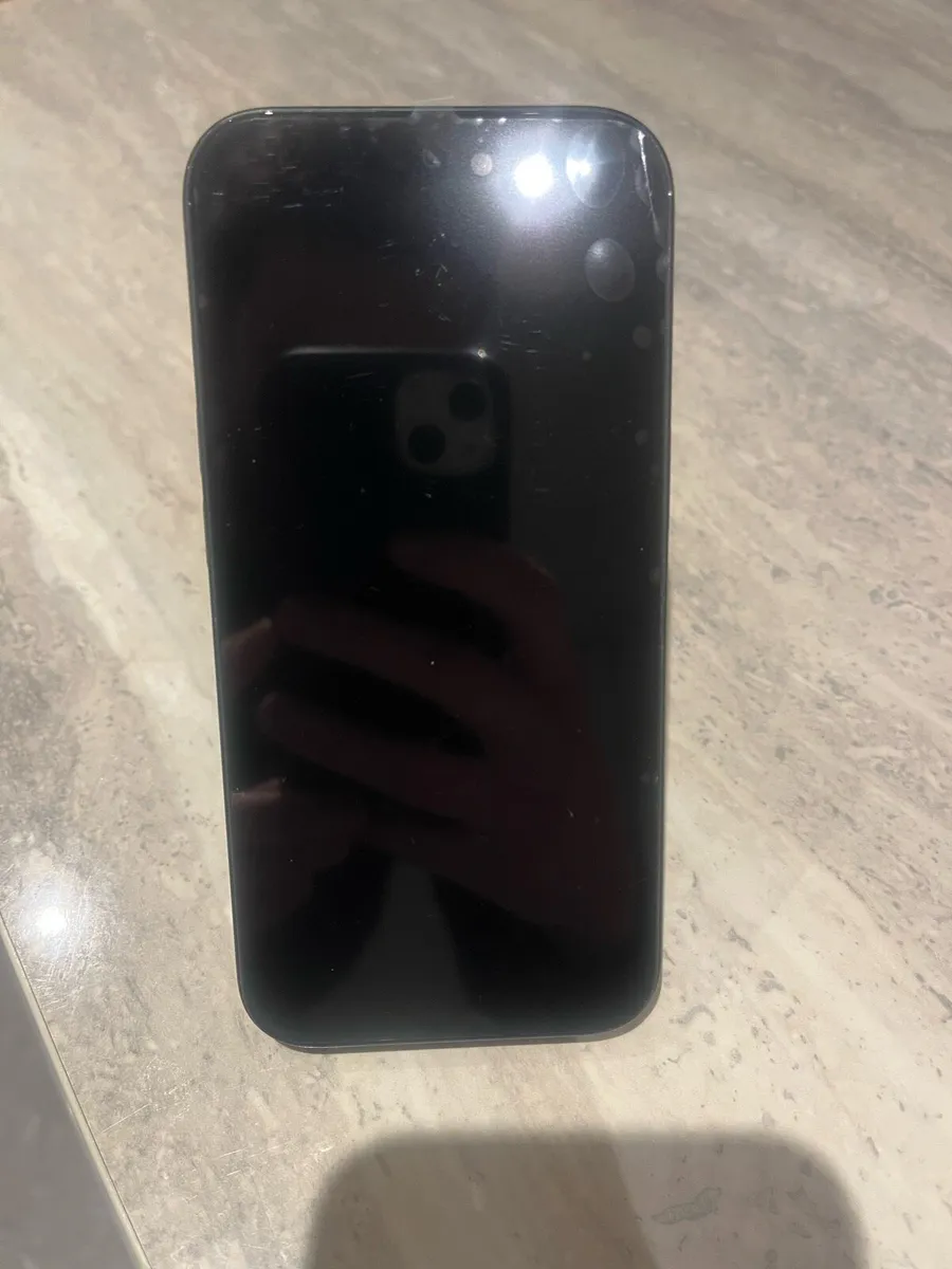 iPhone 15 128GB - Image 3