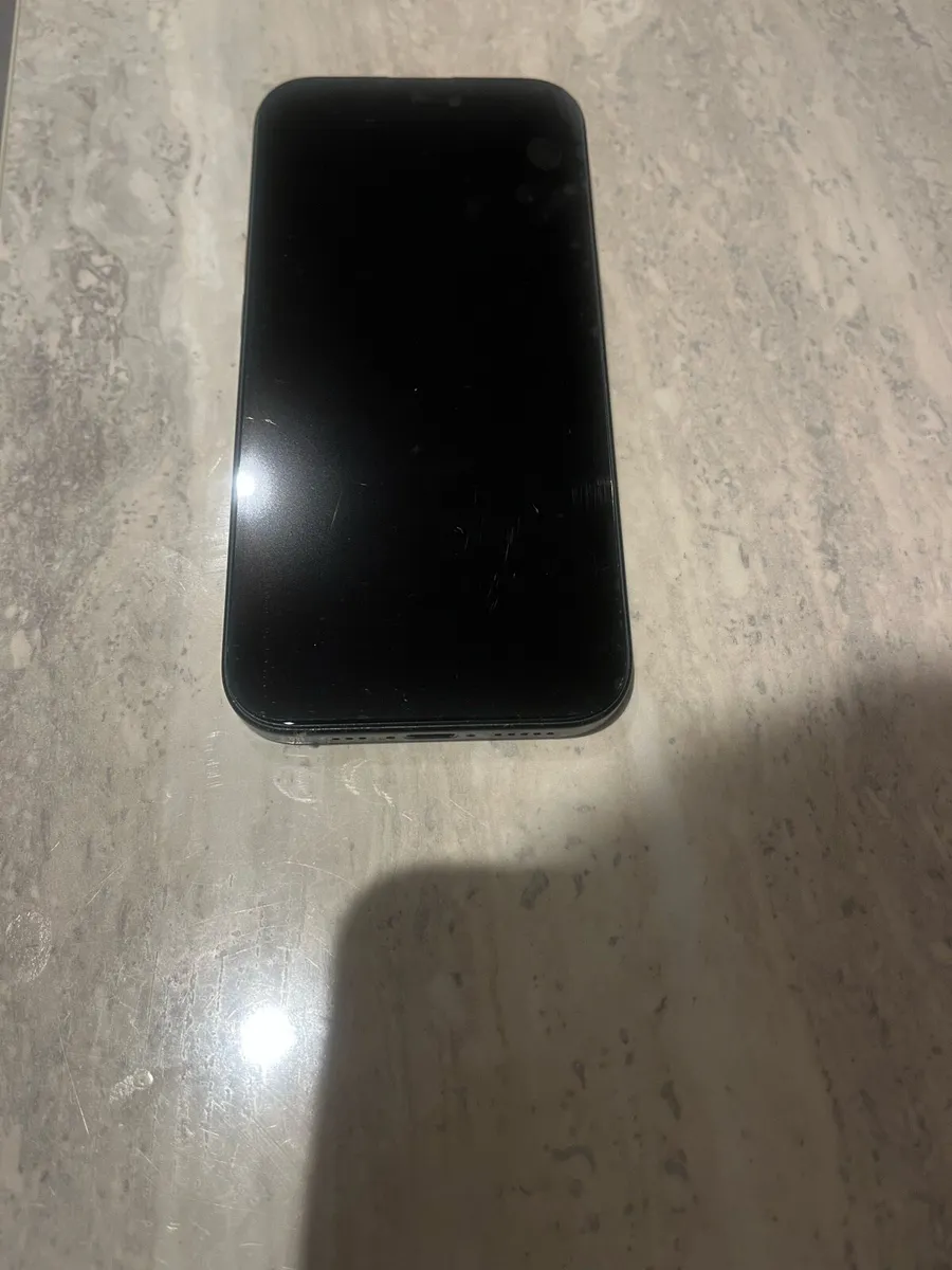 iPhone 15 128GB - Image 4