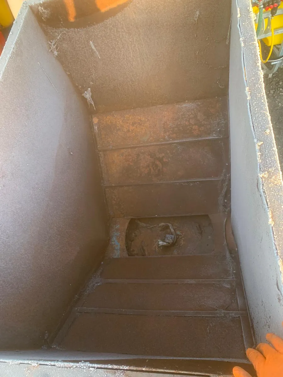 Kidd small square bale straw chopper - Image 3