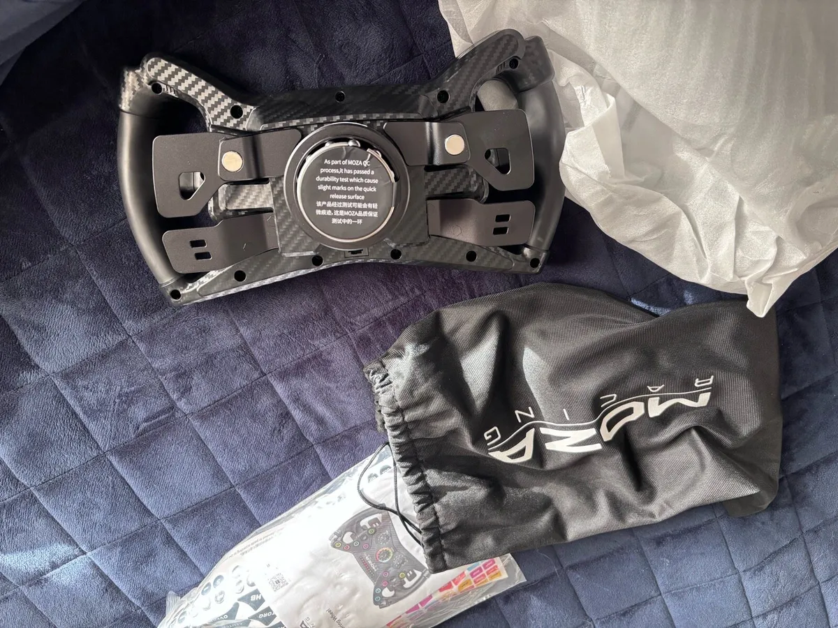 MOZA ks steering wheel - Image 2