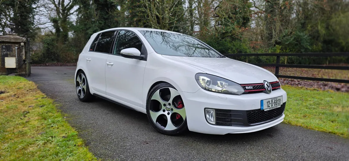 12 Volkswagen Golf GTI 2 LTR YES 33K KMS - Image 1