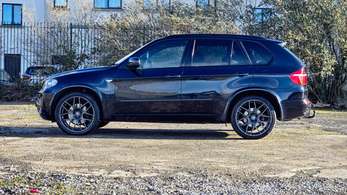 BMW X5  Msport - Image 2