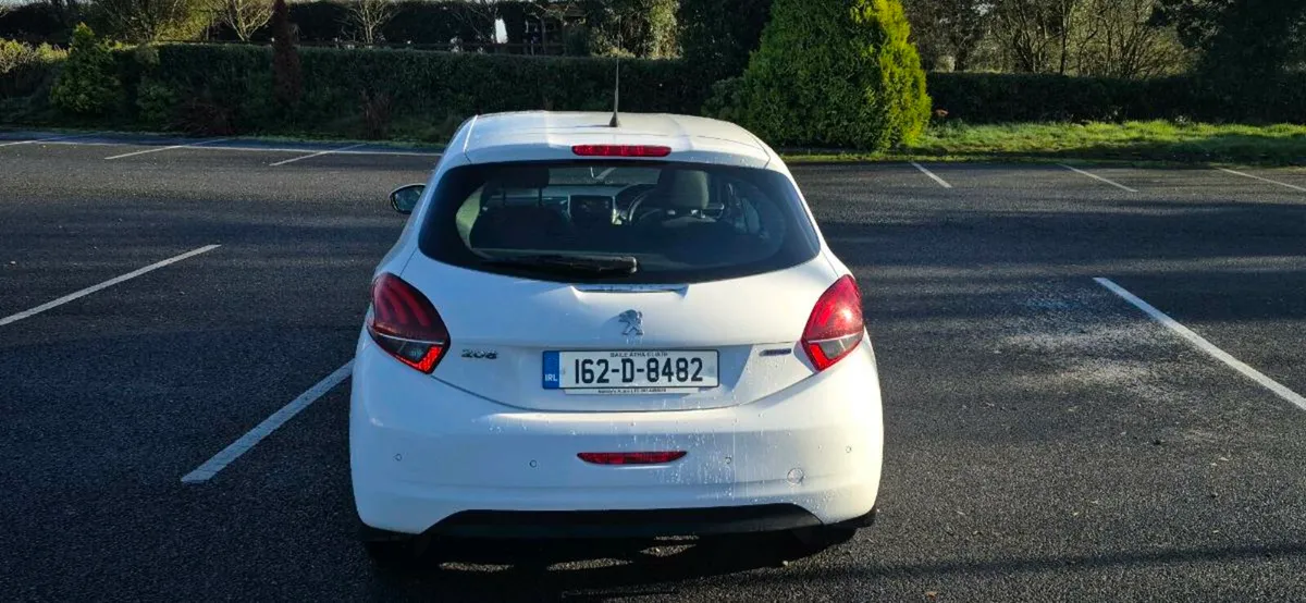 2016 Peugeot 208 1.6 Diesel - Image 2
