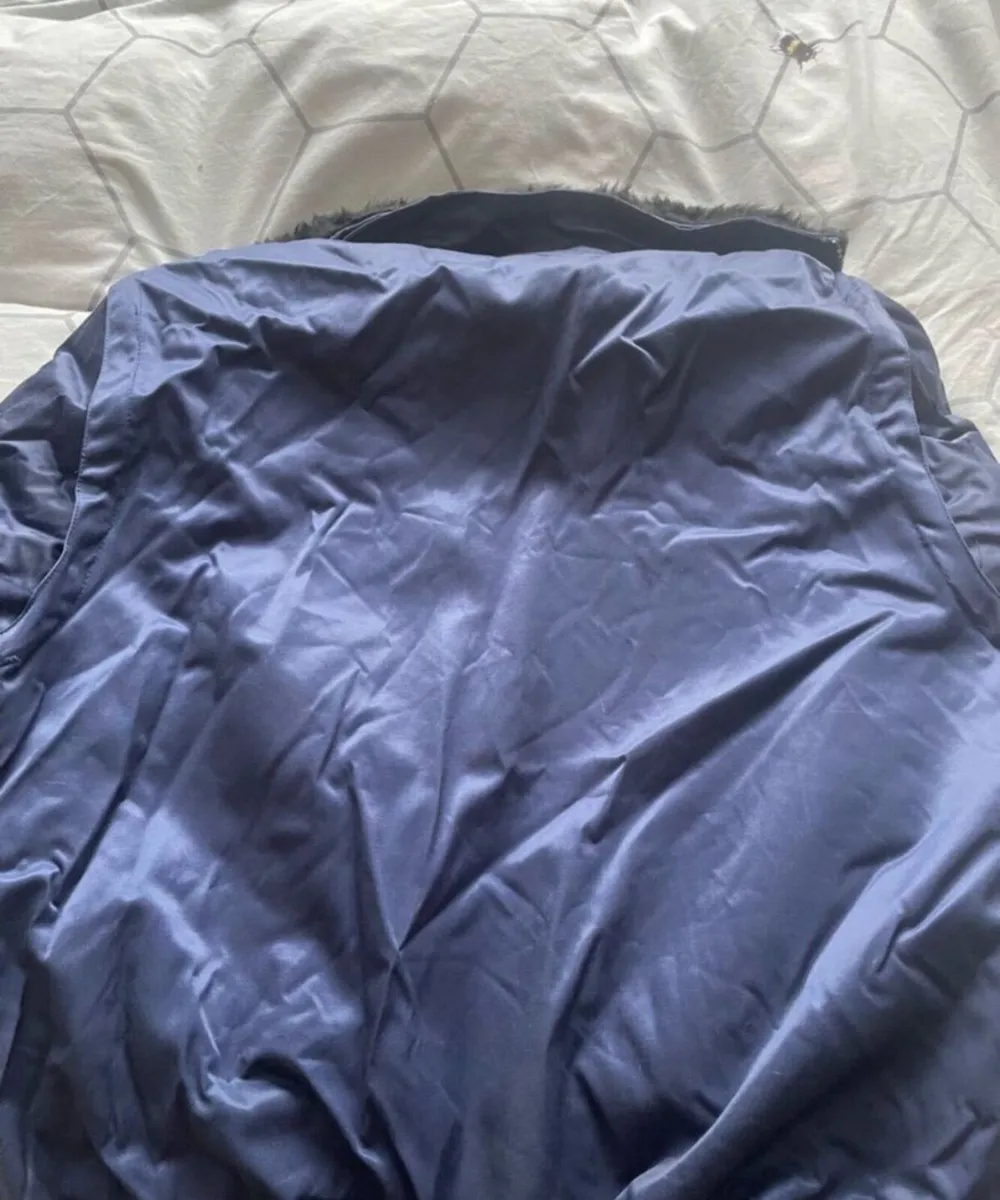 2 Convertible jackets vests and pants - Image 4