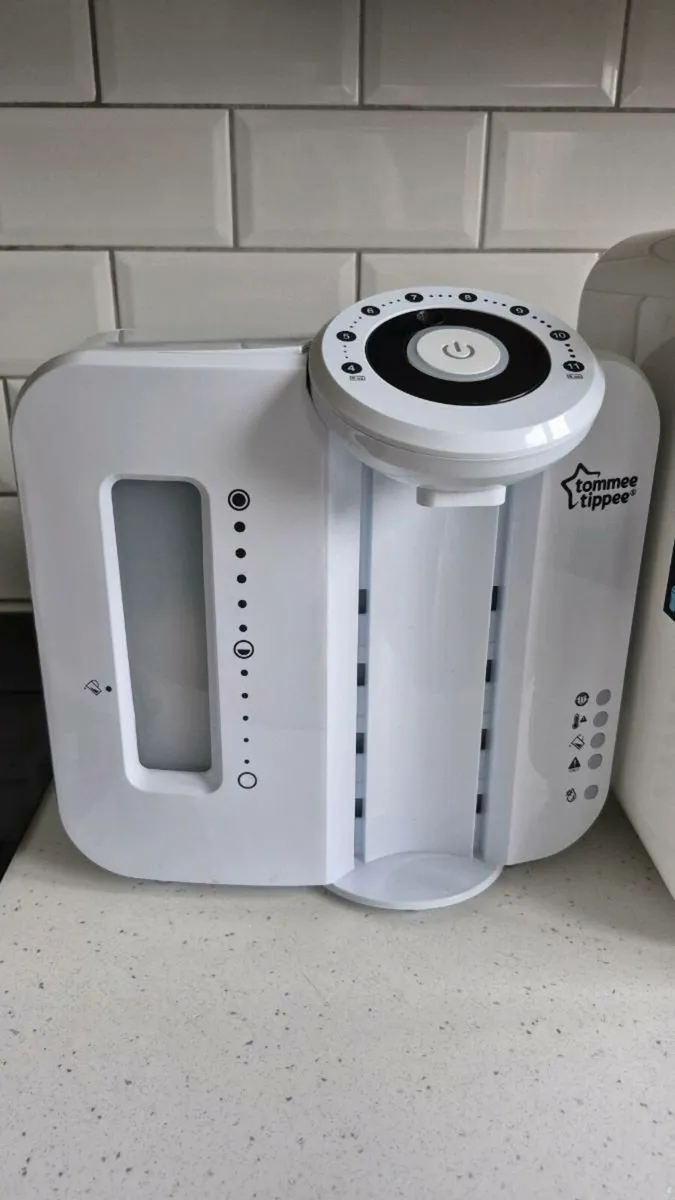 Tommee Tippee Bottle Prep & UV Steriliser - Image 2
