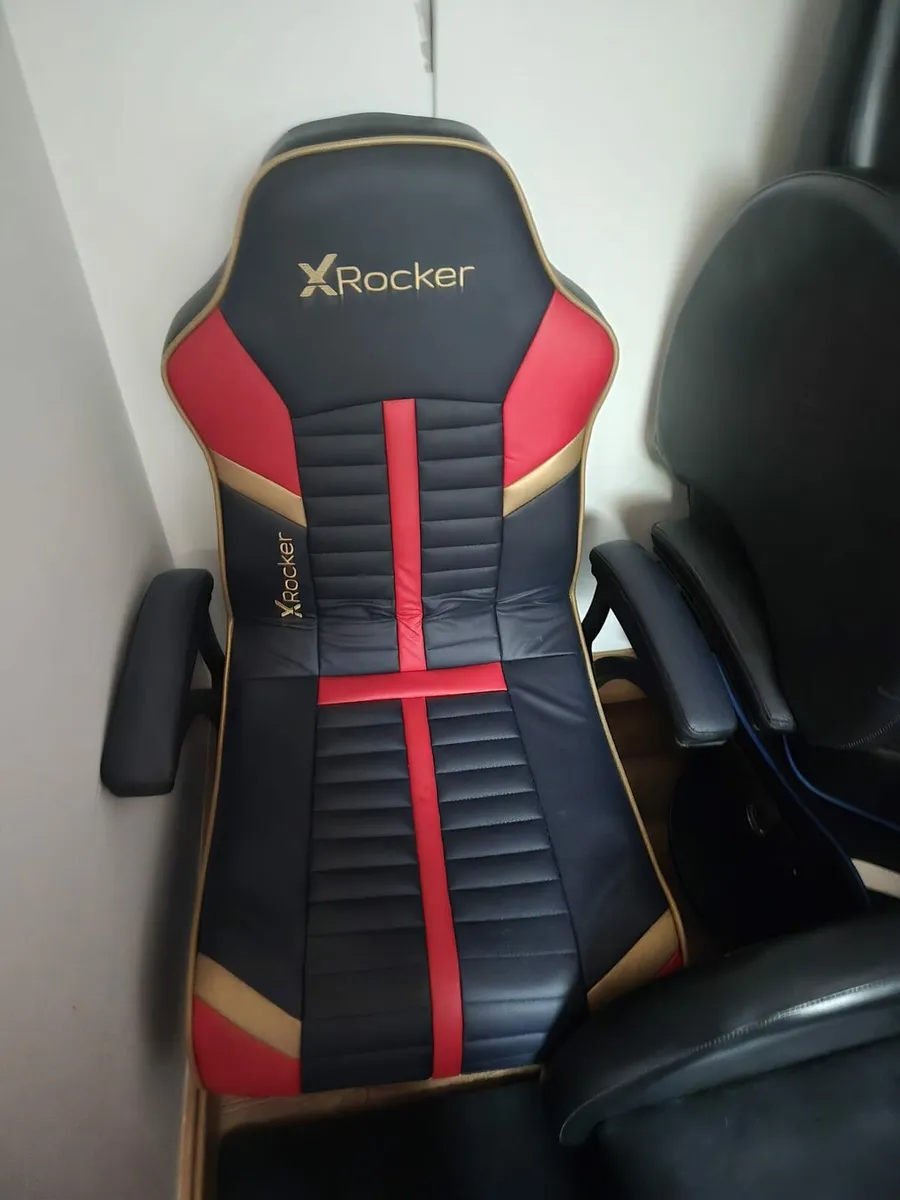 Gaming chair