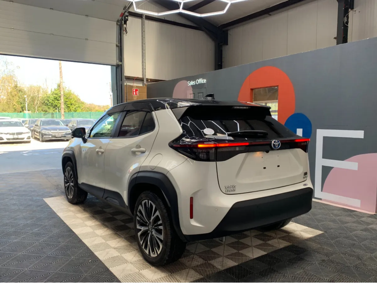 Toyota Yaris Cross 1.5 HYBRID / 71k KMs / Heated S - Image 4