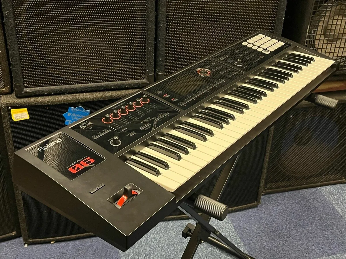 Roland FA 06 Music Workstation - Image 1