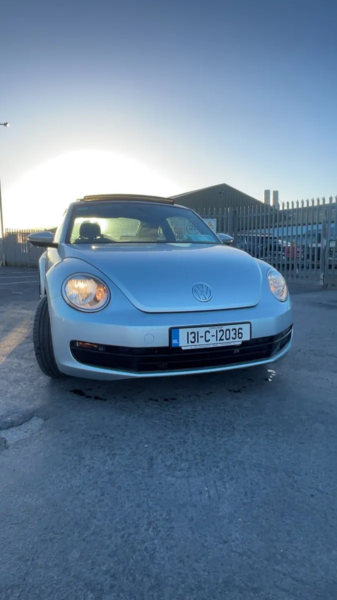 2013 VW Beetle 92,000 KM! - Image 3
