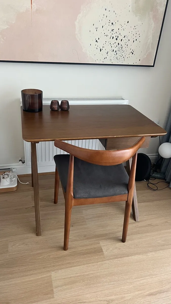 Small desk and chair - Image 1