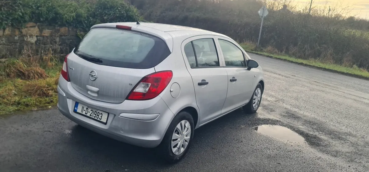 Opel Corsa 1.2 new NCT 19.08.2026 & tax 31.01.2026 - Image 3