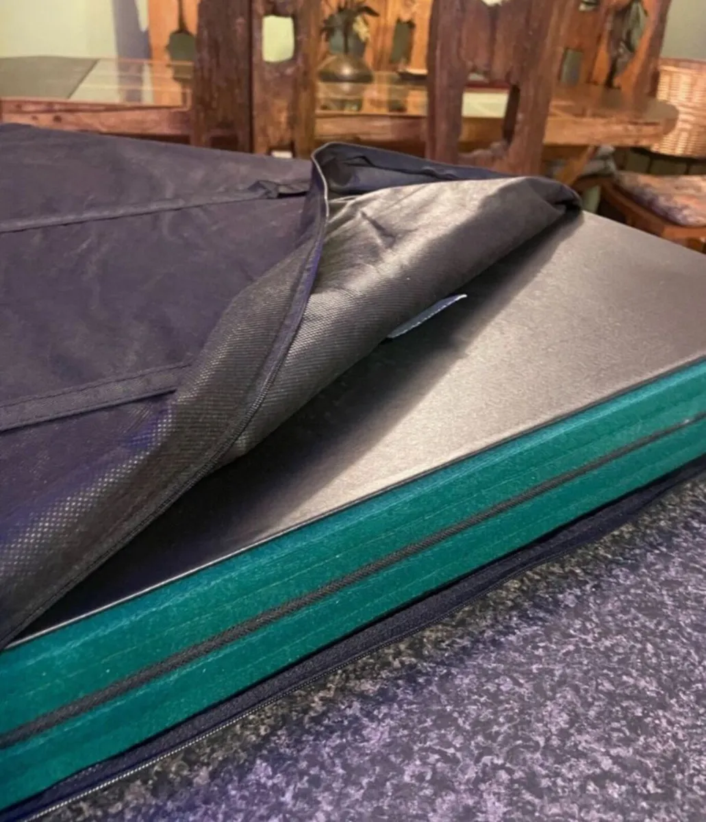 Foldable Pocker table - Image 3