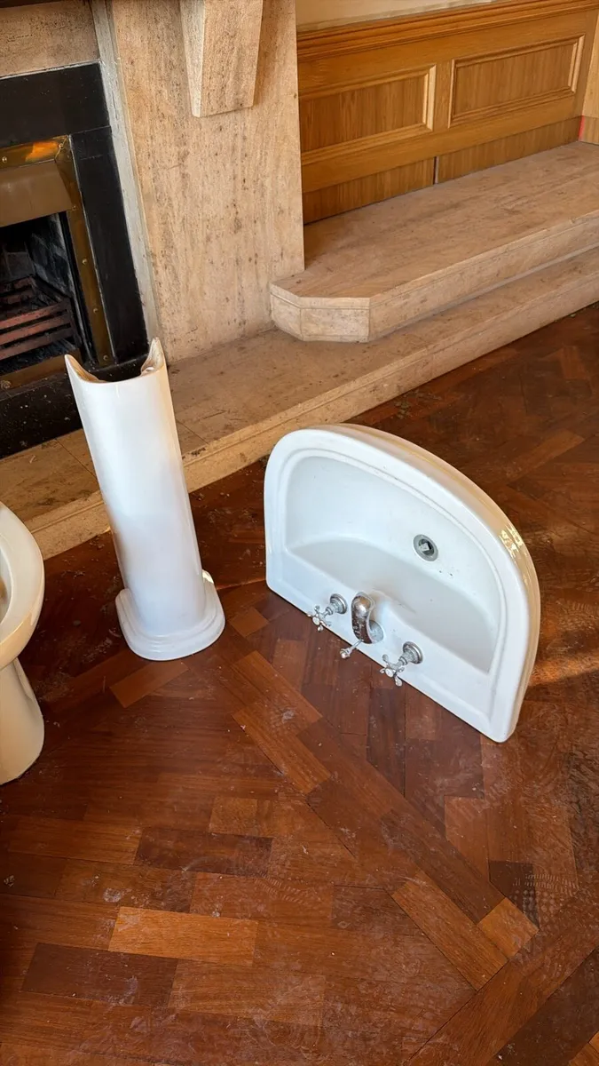 Sinks and toilet - Image 1