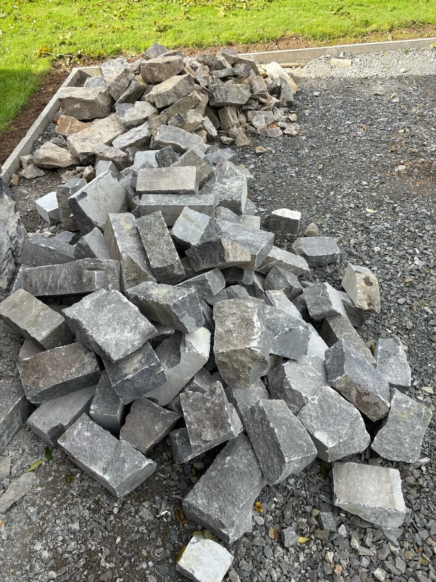 Building Stone - Image 1