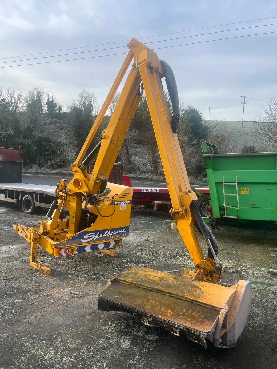 Used Shelbourne Reynolds 7062VFR Hedgecutter - Image 1