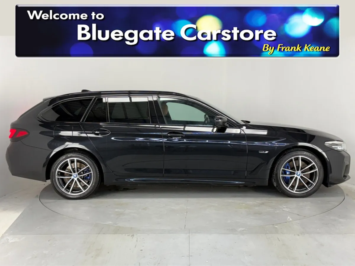 BMW 5-Series 530E M SPORT AUTO **REVERSE CAMERA**E - Image 3