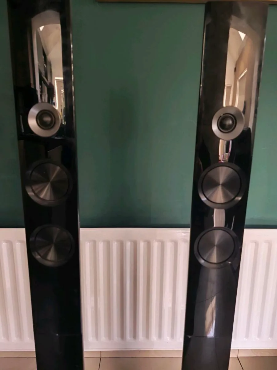 Two freestanding lg surround speakers - Image 1