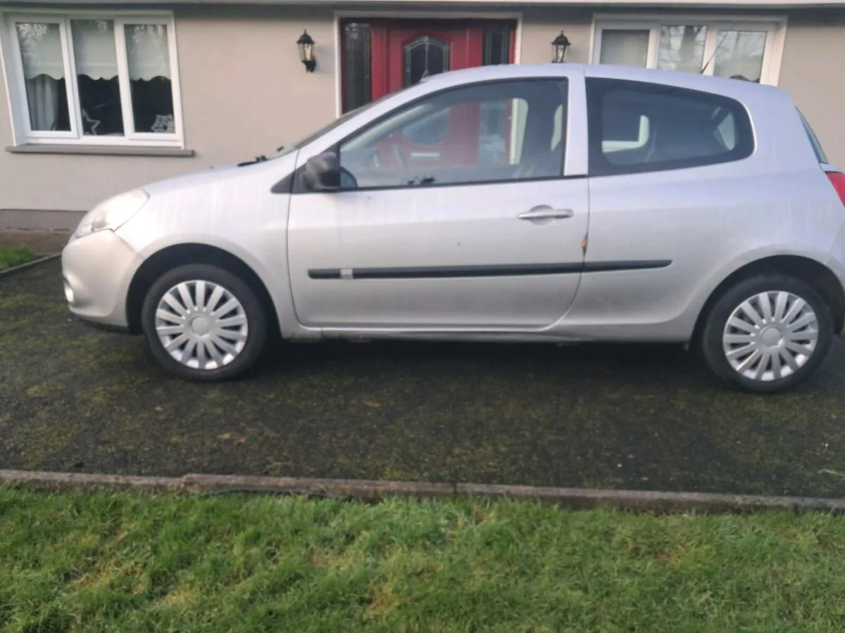 Renault clio - Image 3