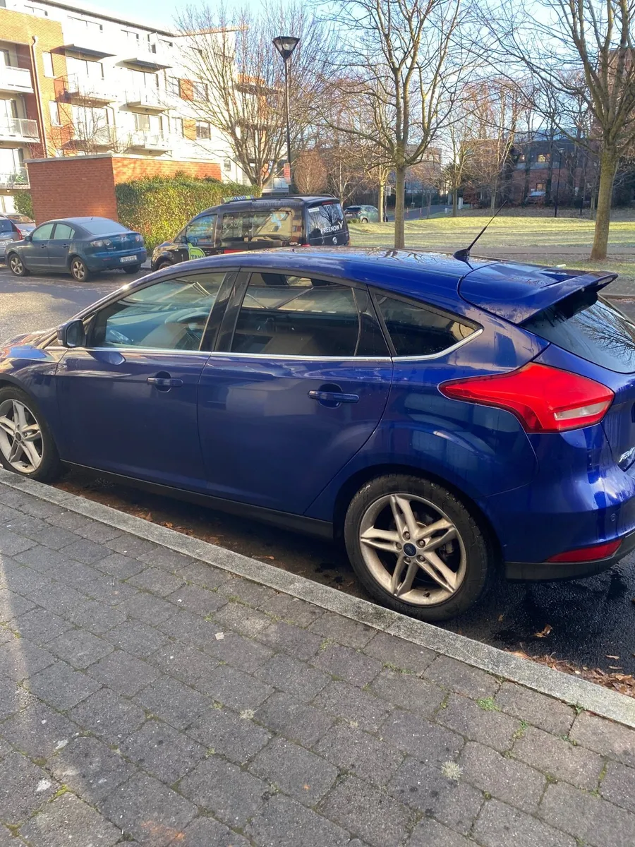 Ford Focus 2016 - Image 2