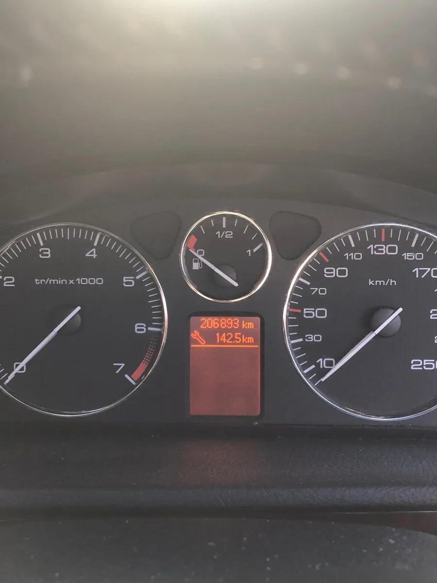 Peugeot 407 2007 - Image 1